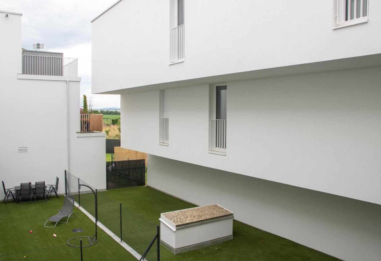 Flat2Go Modern Apartments - Harmony Of City And Nature Viena Exterior foto